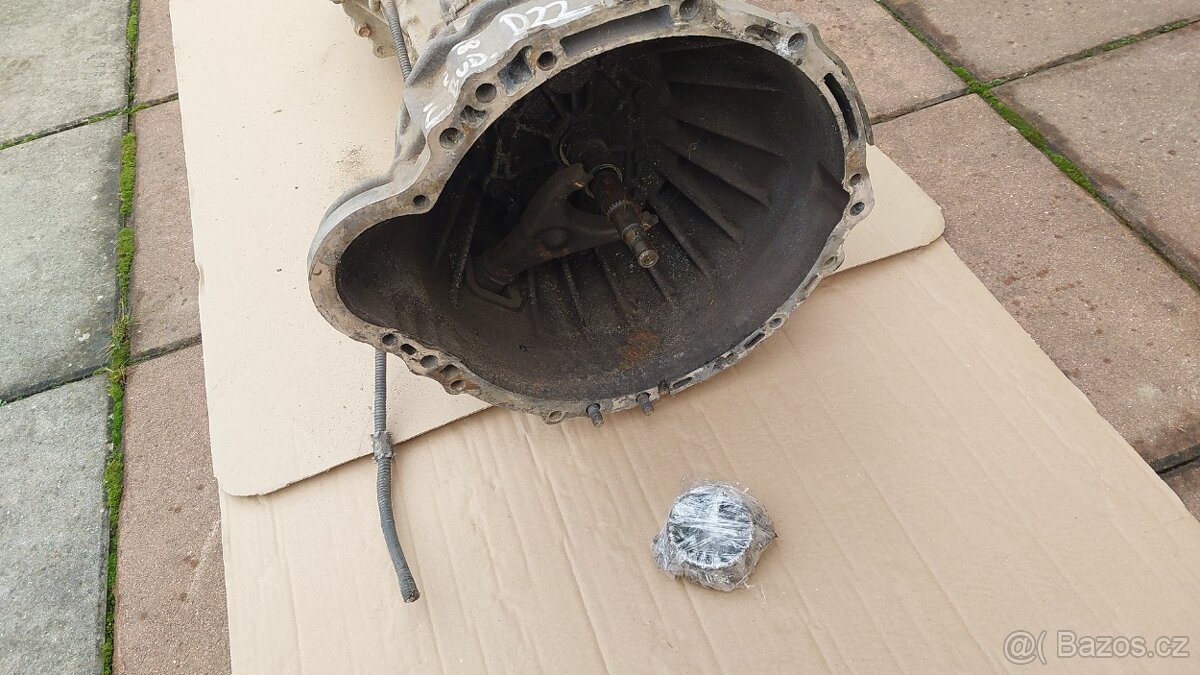 Nissan D22 převodovka TD - 10