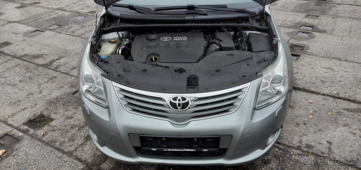 Toyota Avensis Kombi Life 1,6 16V 2011 130tis.km TOP STAV - 10