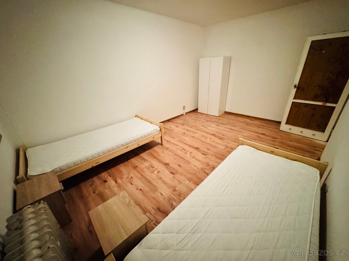 Nabízím pronájem bytu 2+1 Kadaň kompletně vybavený - 10