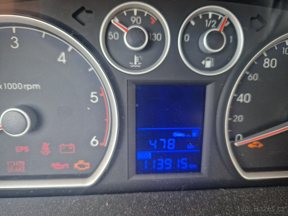 Hyundai i30 1.6 CRDi - 2009, ČR - 10