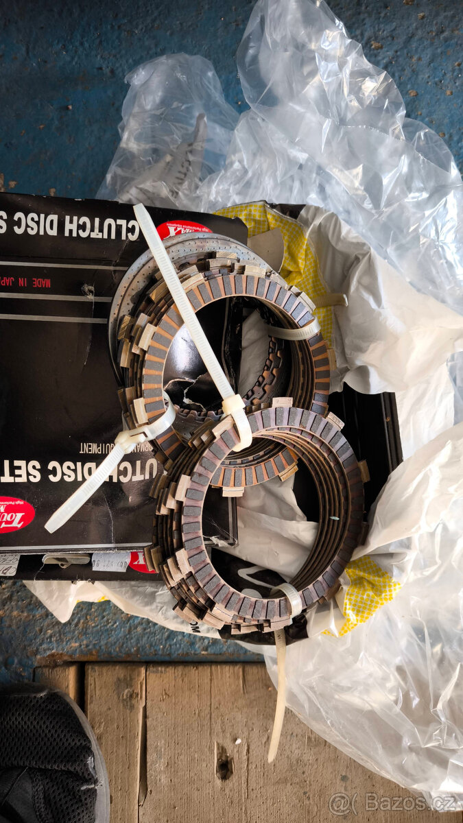 Díly Triumph Street Triple 675 - LEVNĚ - 10