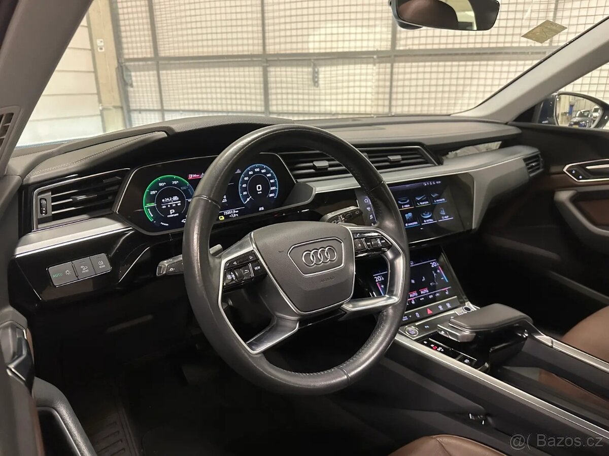 Audi e-tron 55 Quattro Advanced 300 kWh 408hp, + DPH - 10
