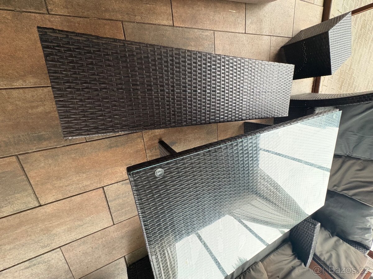 Zahradní ratanový nábytek - 10