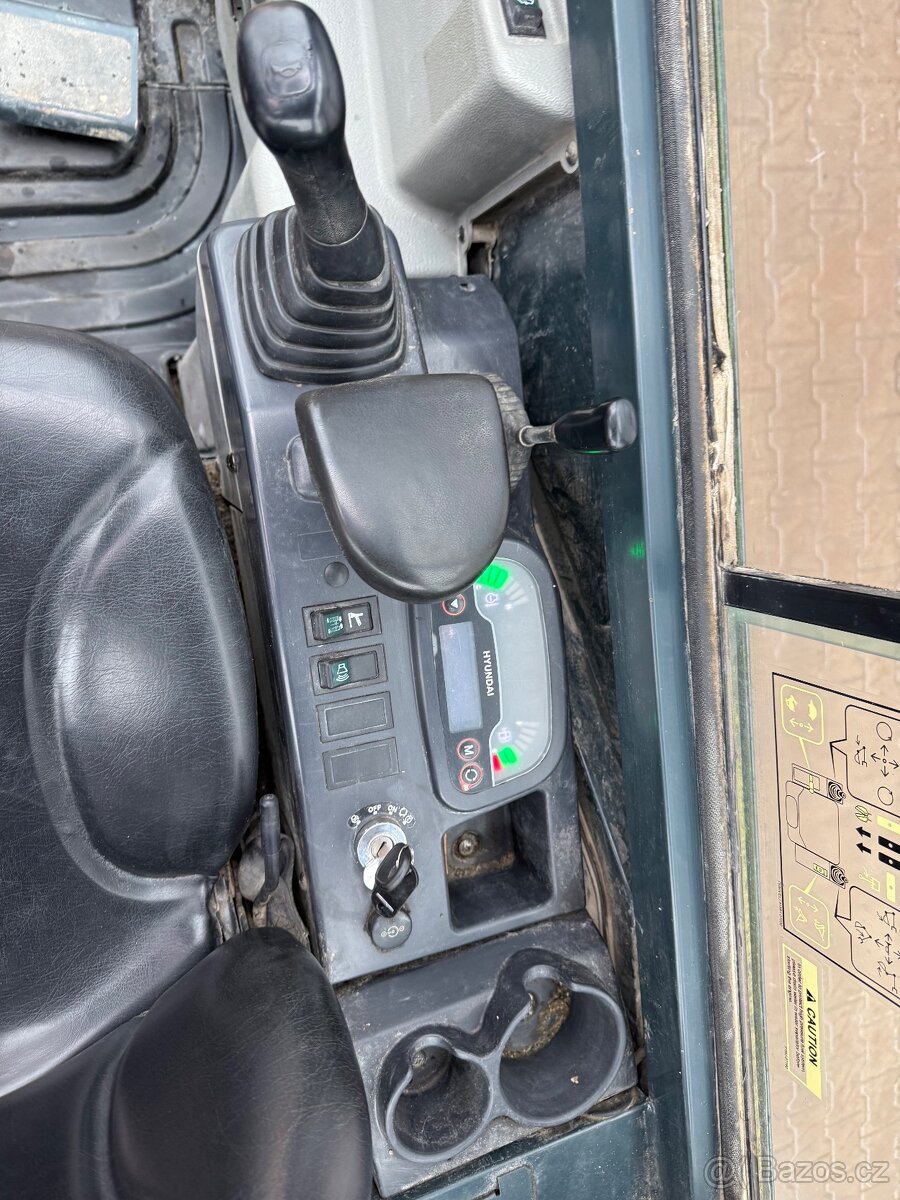 Hyundai 18-9 Robex Minibagr 2T + 3x lžíce - 10