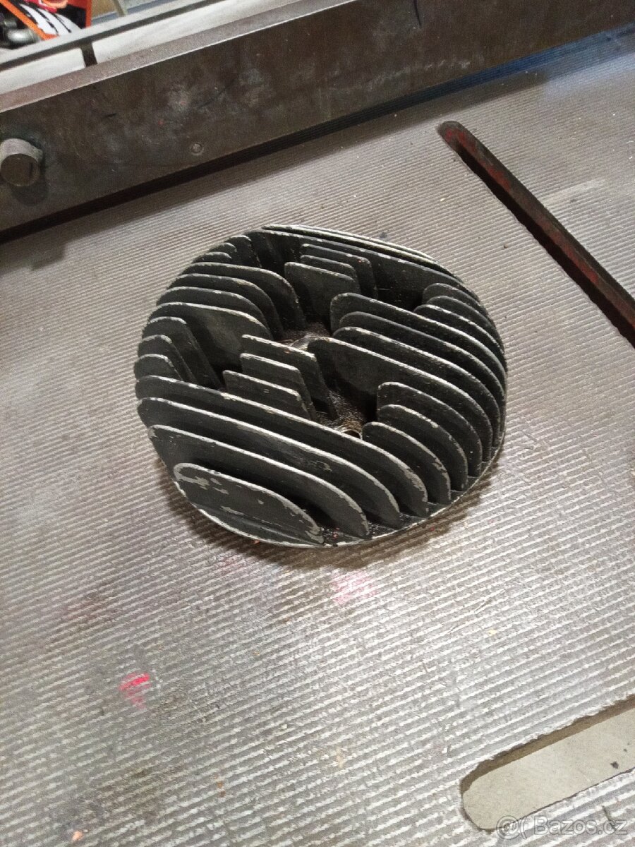 Jawa 559 - válec, hlava, klikovka - 10