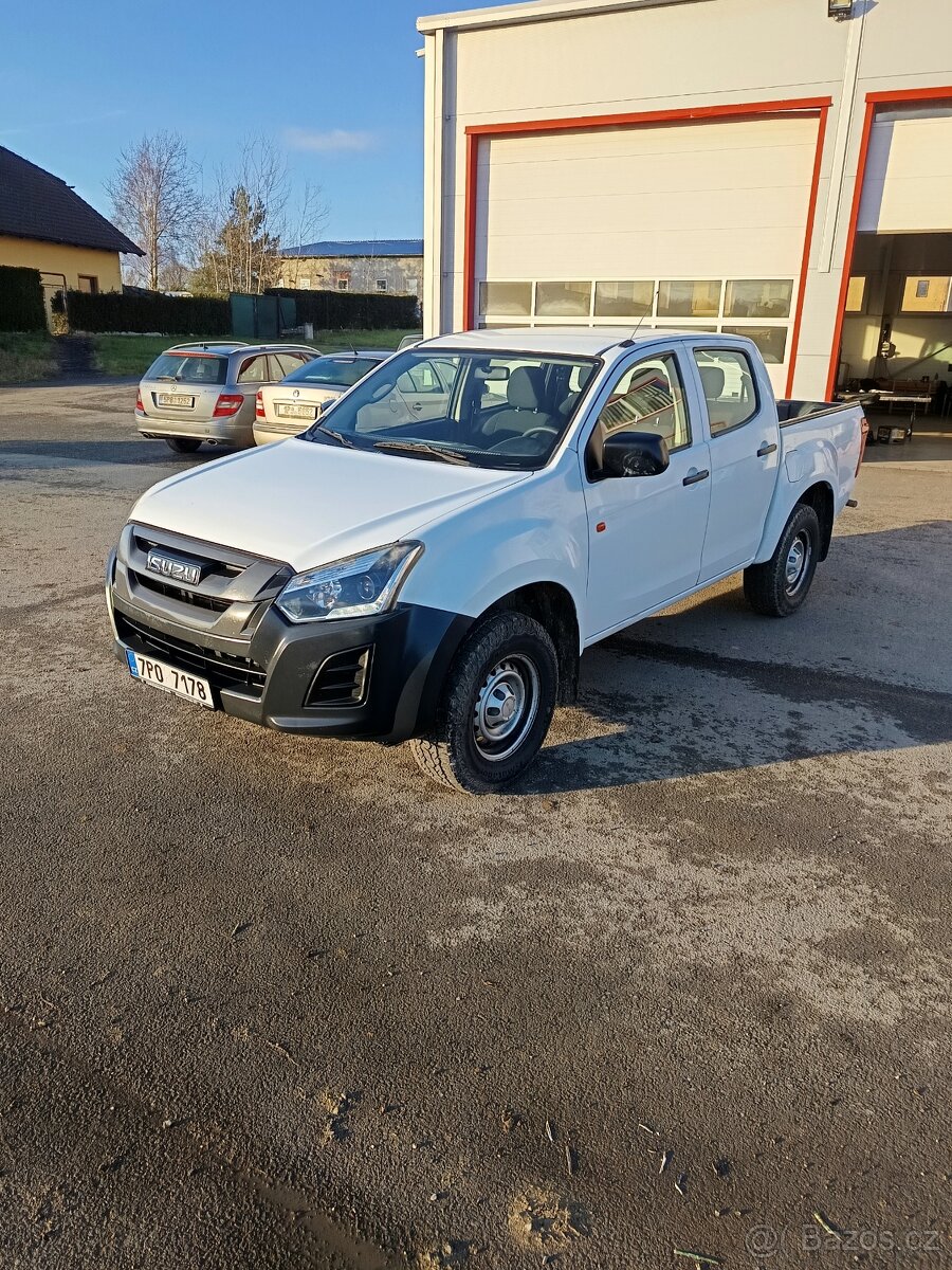 Isuzu D-Max r.v.2017 - 10