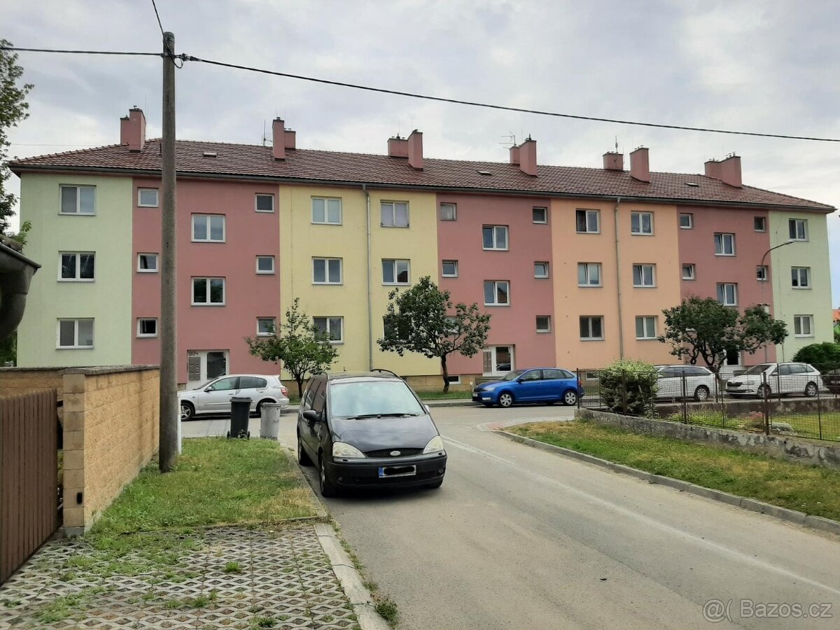 Pronájem - 2+1 Hulín, Wolkerova - 10