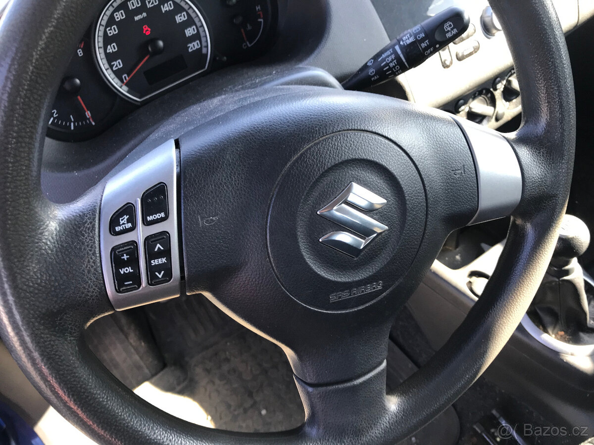 Suzuki Swift 3 1,3i 68kW 2008 - JEZDI, DILY z vozu - 10