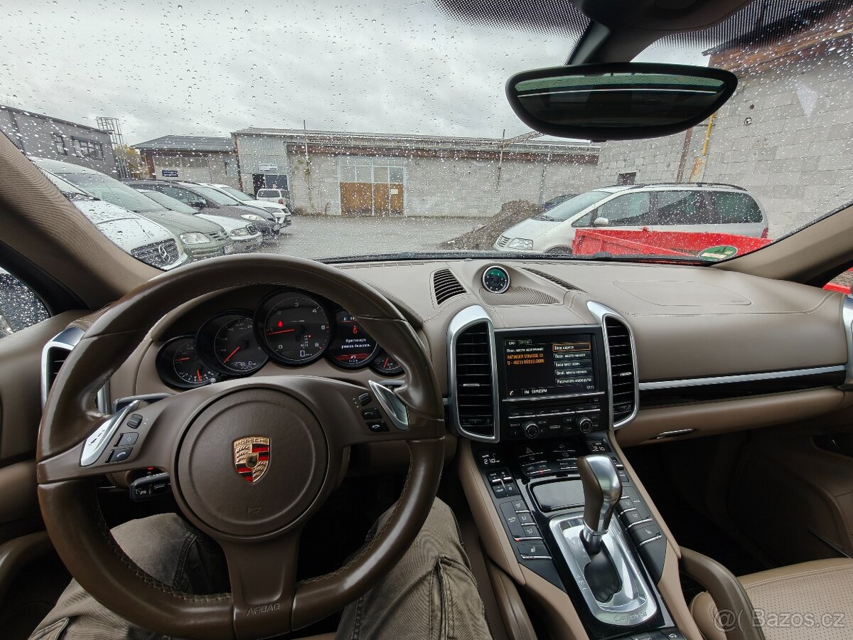 Porsche cayenne - 10