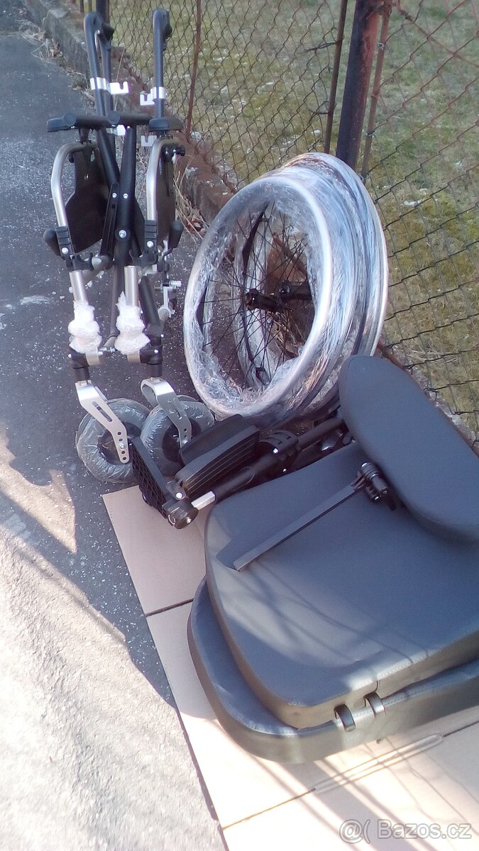 INVALIDNÍ VOZÍK- SPECIÁLPOLOHOVACÍ-SKLÁDACÍ--44CM- - 10