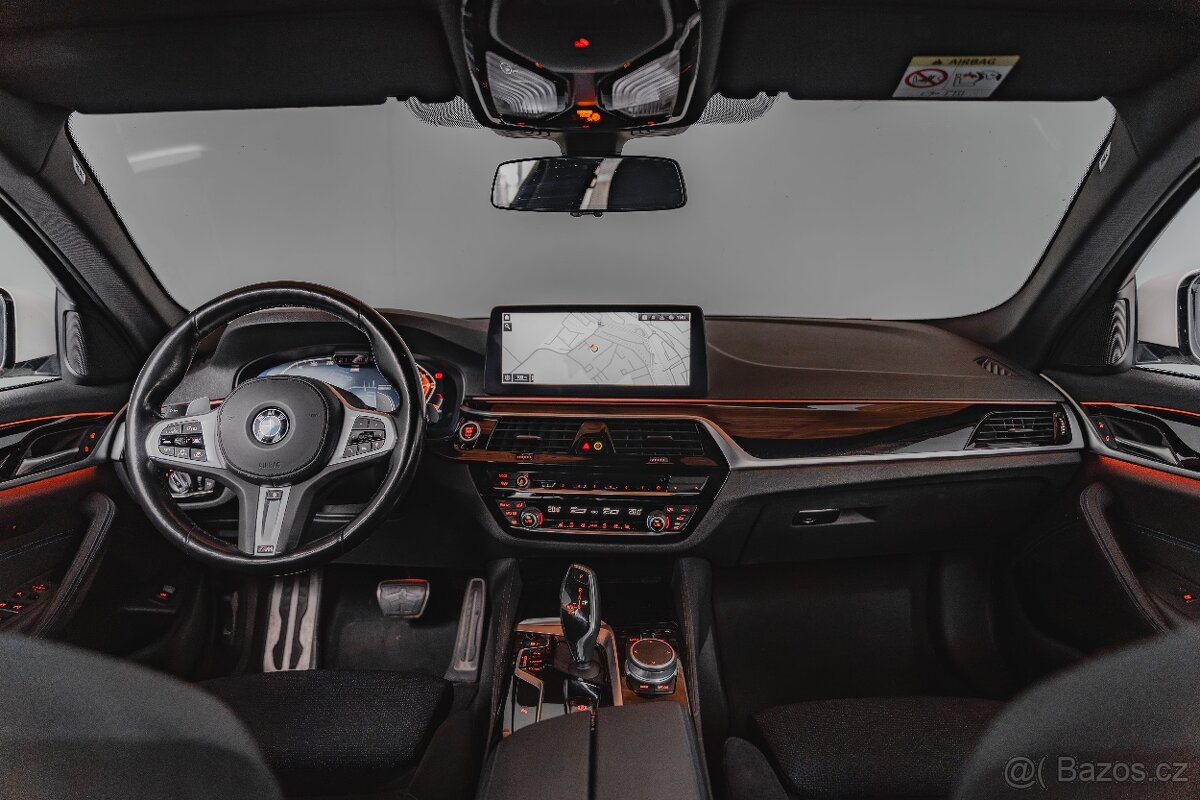BMW 530d-210kW-xD-Mpaket-HUD-CZ-8xALU - 10