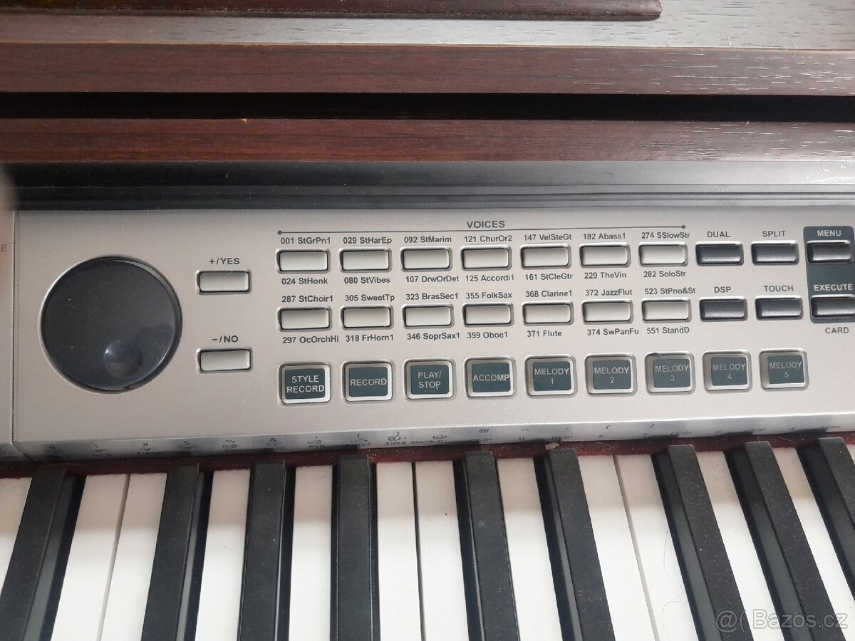 Prodám klávesy - 10