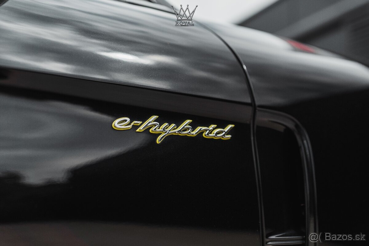 Porsche Panamera Turbo S E-hybrid DPH - 10