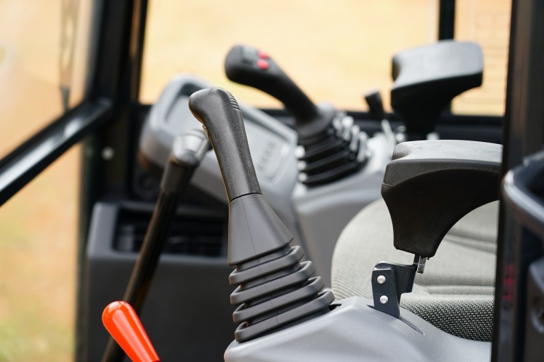 Minibager YUCHAI U20 Premium 2000 kg - 10