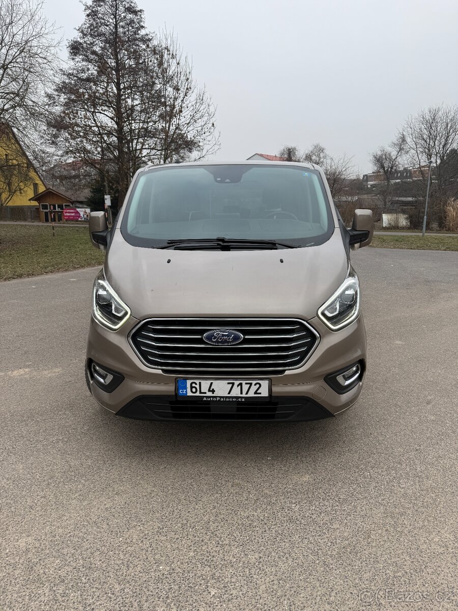 Ford Tourneo Custom L2 - 10
