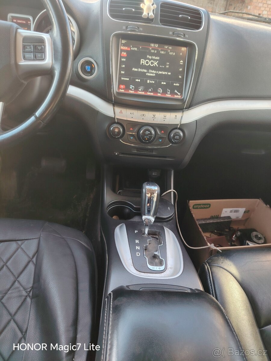 Prodám Fiat Freemont 2.0 JTD Urban - 10