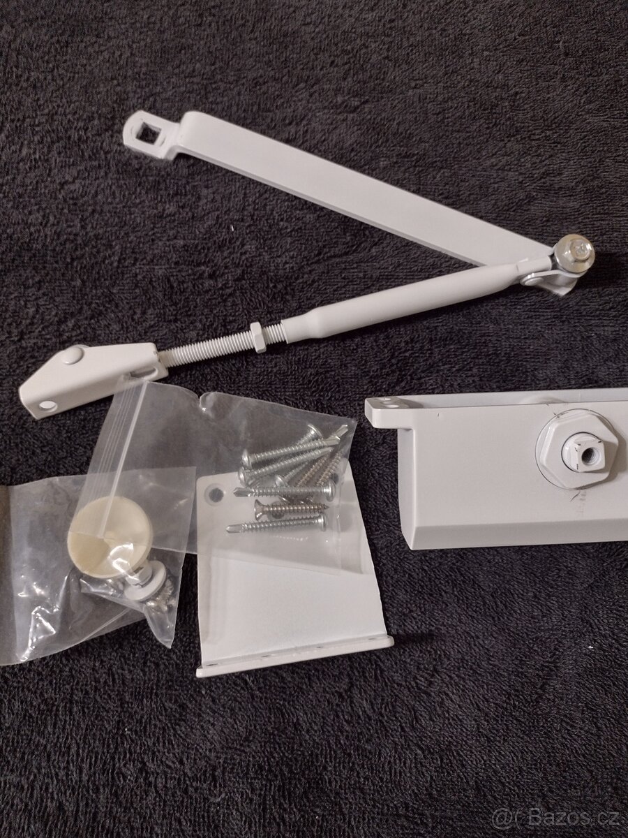 SAMOZAVÍRAČ DVEŘÍ - 10