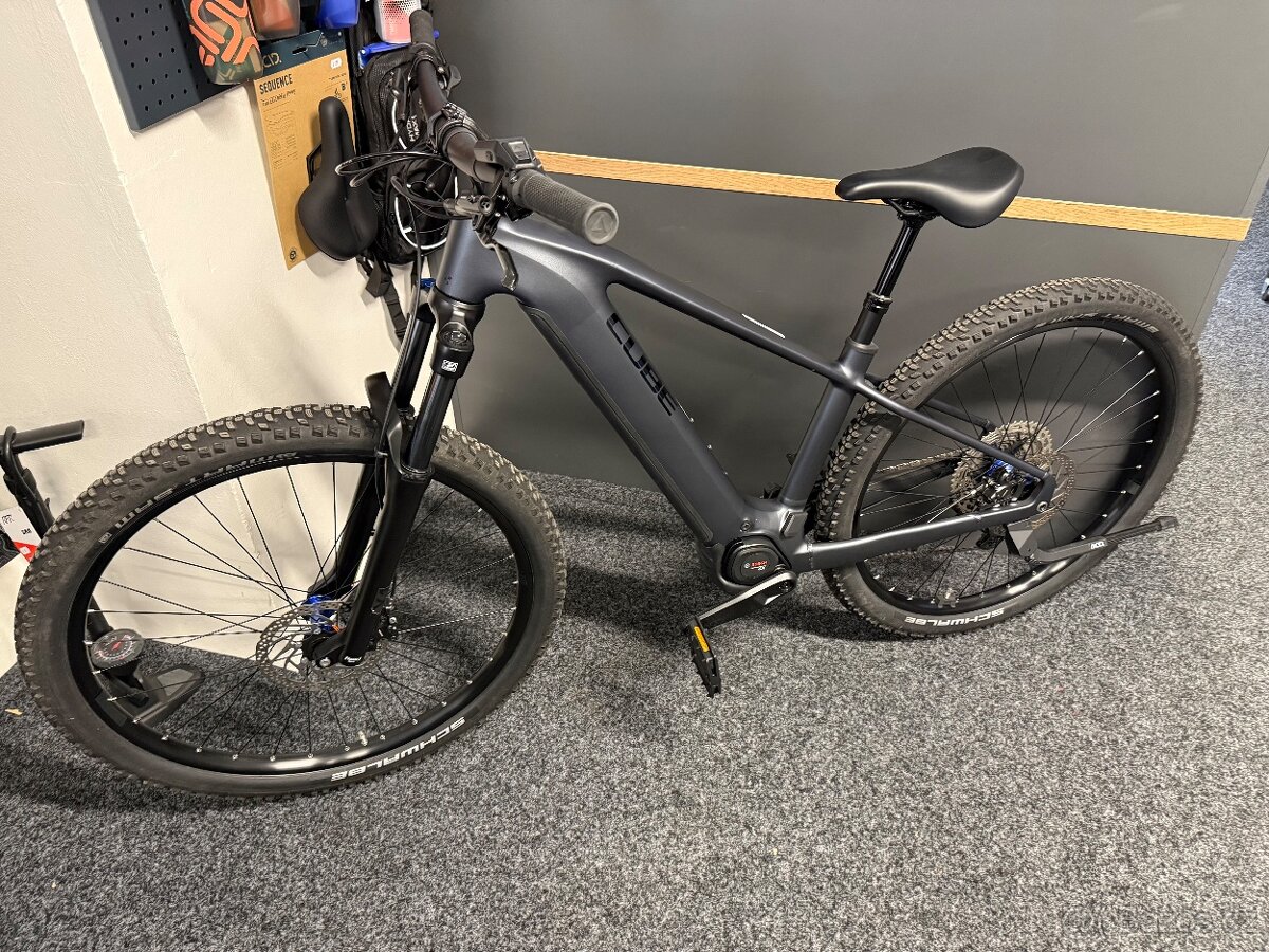 CUBE Reaction Hybrid PRO 600 vel.L 2025 486km M - 10