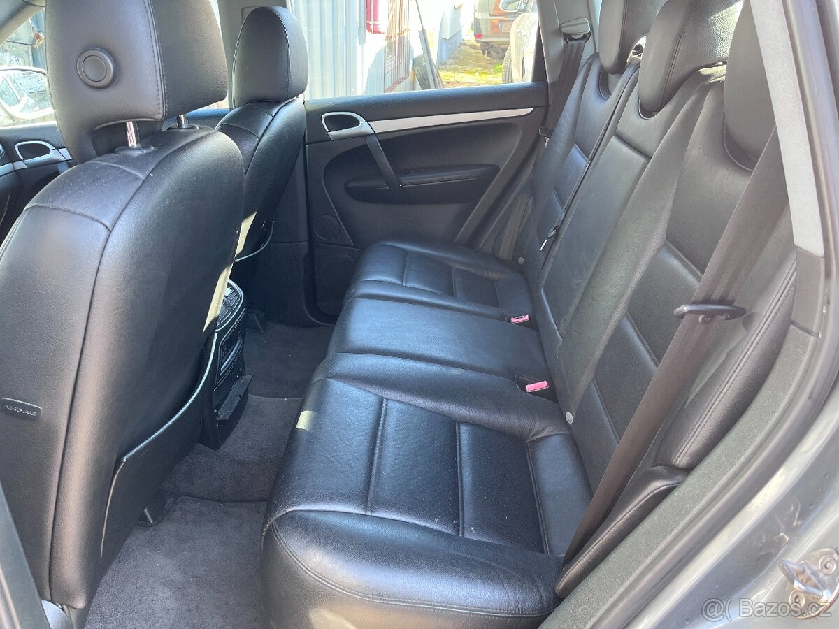 Porsche cayenne 4.5 S rozpredám - 10