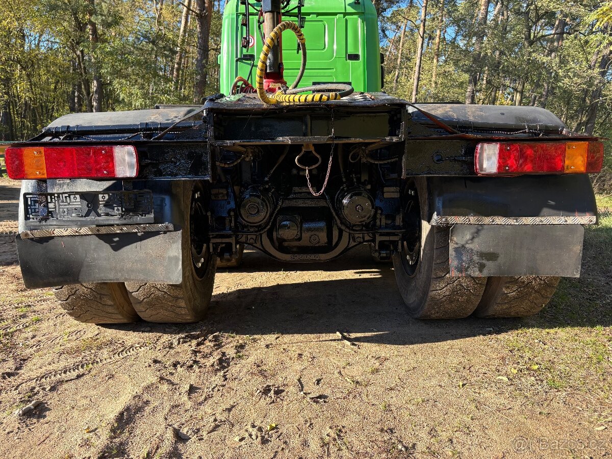 Prodám lesovůz Scania 6x6, G440 - 10