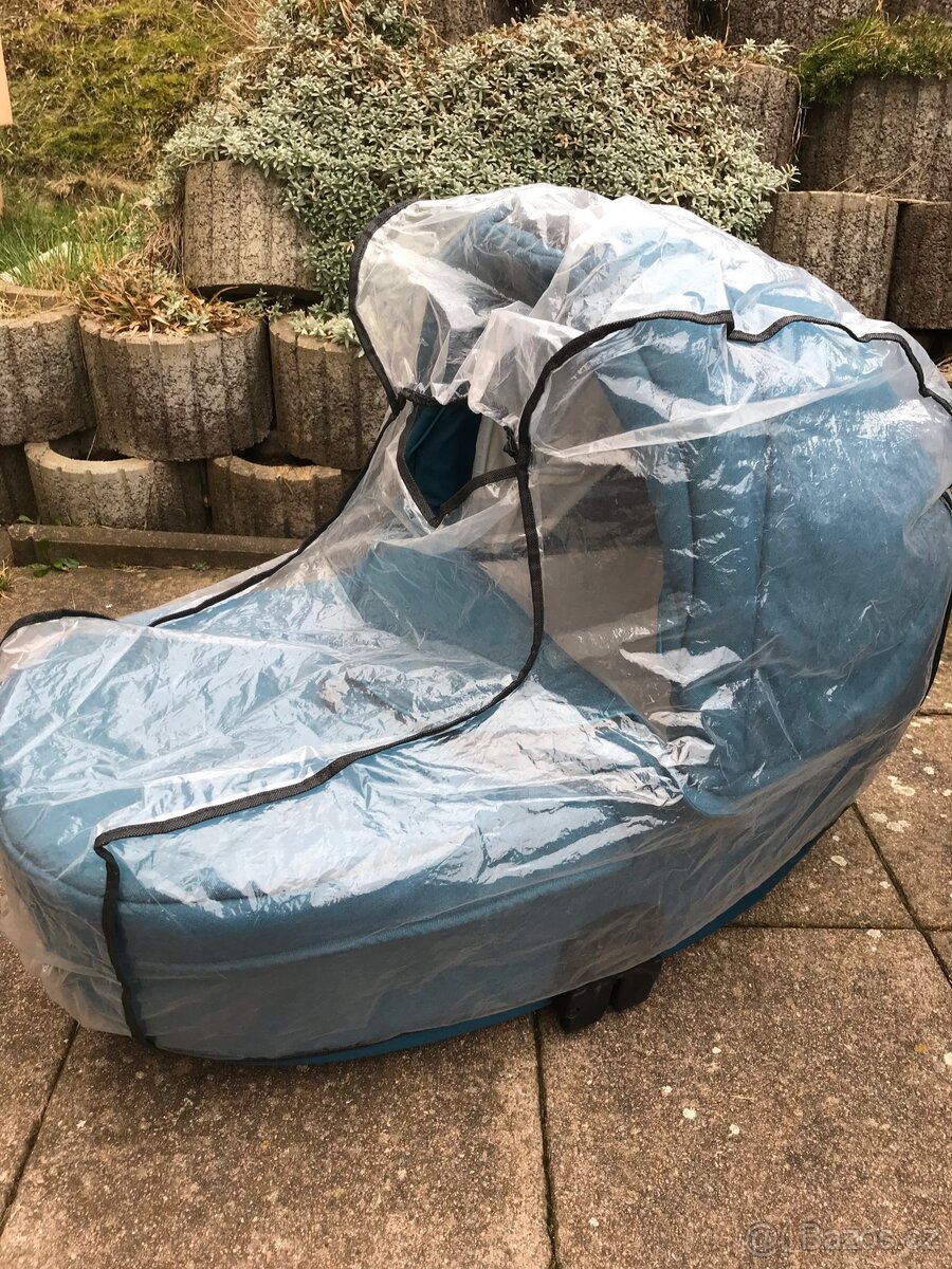 Kočárek Tudor - 10