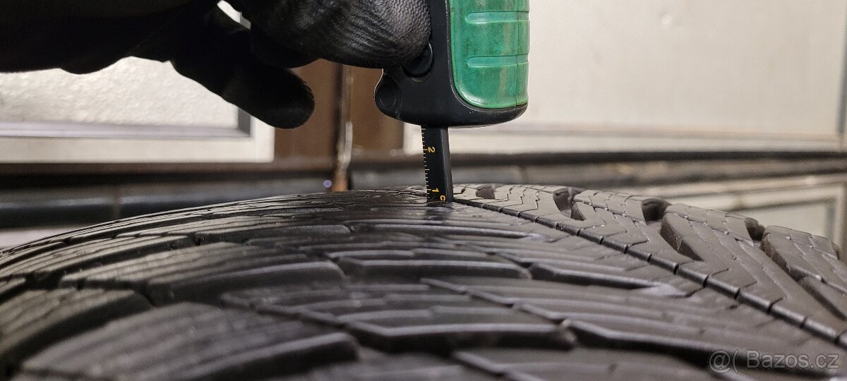 VOLVO V90 CC,18' alu disky,zimní pneu Michelin - 10