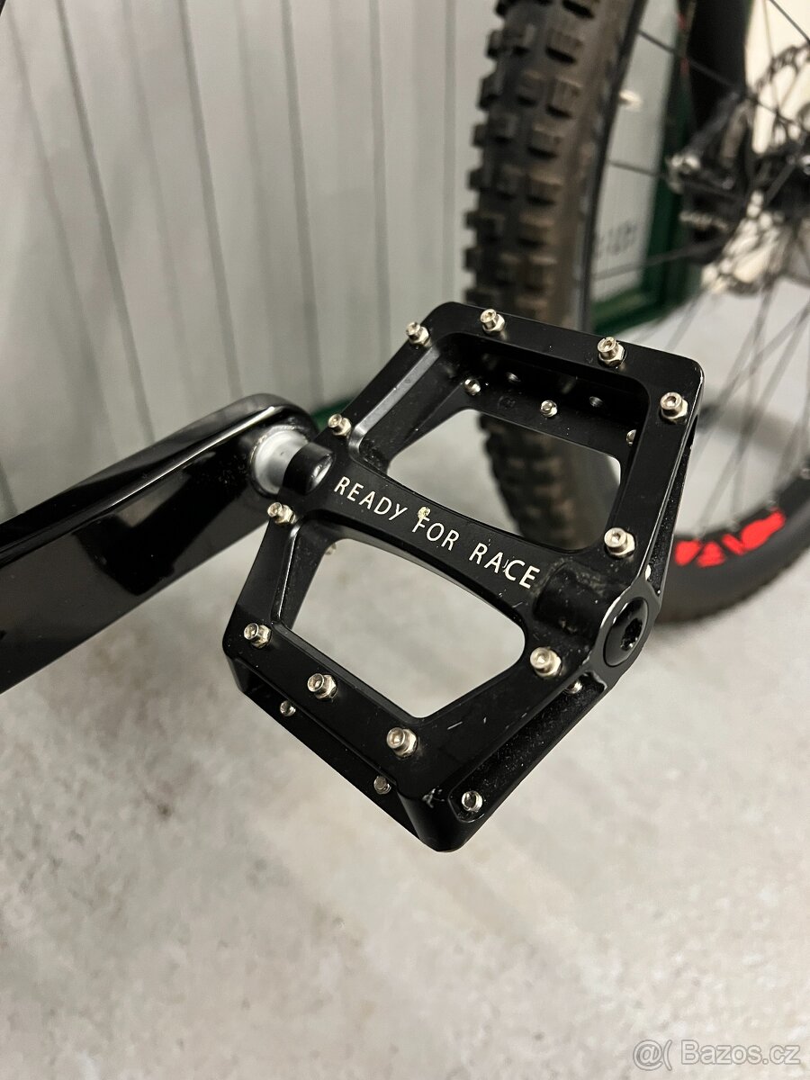 Carbonové kolo CUBE STEREO 140 C:62 Race 27,5 TOP STAV - 10