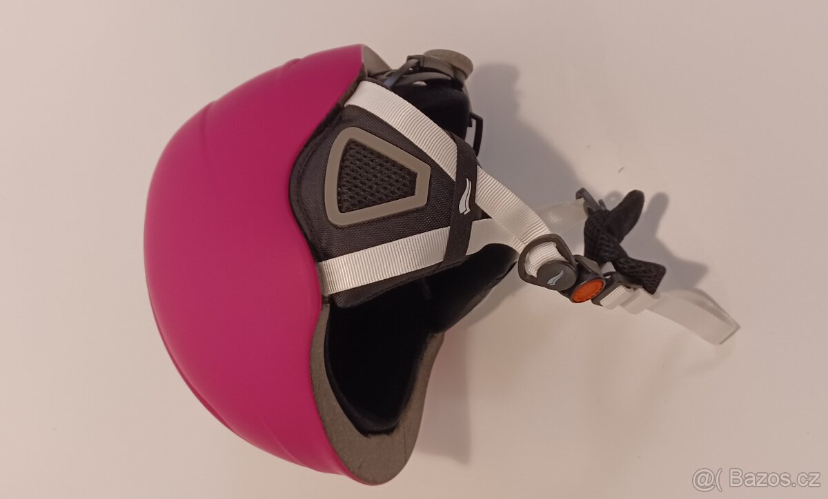 Dívčí lyžařská helma CRIVIT - 10