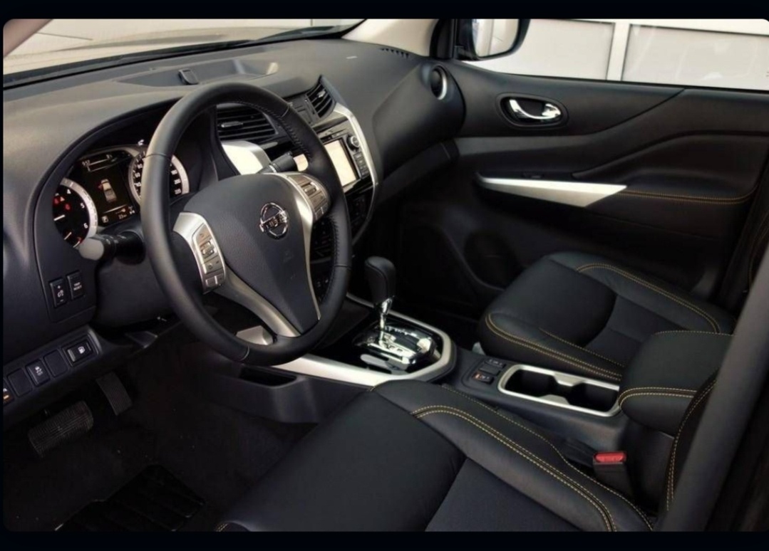 Nissan Navara DoubleCab TOP Stav - 10