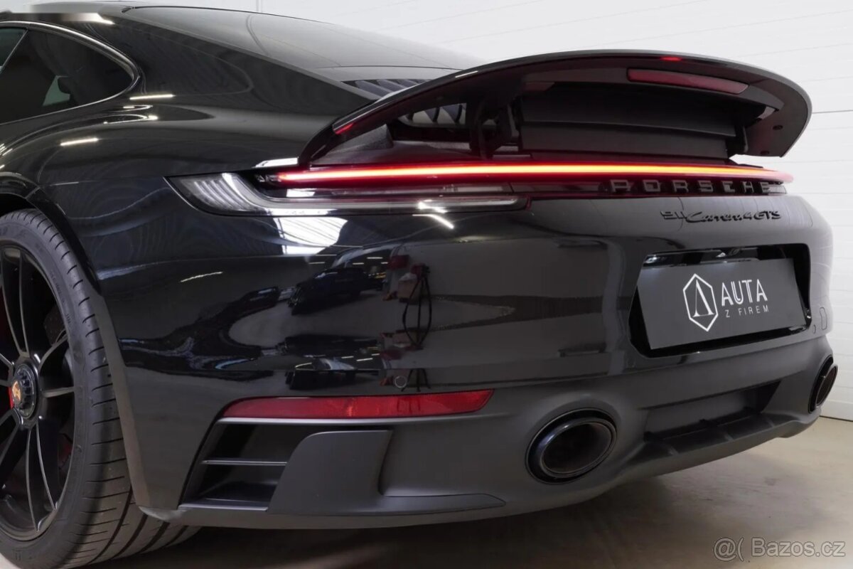 Porsche 911, Carrera 4 GTS - 10