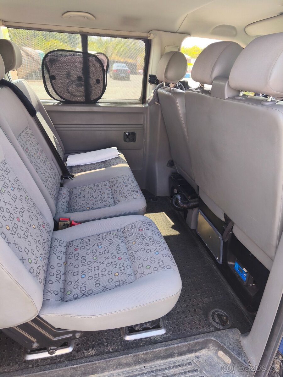 Prodám VW T5 Caravelle 1.9 TDI 75 kW - 10