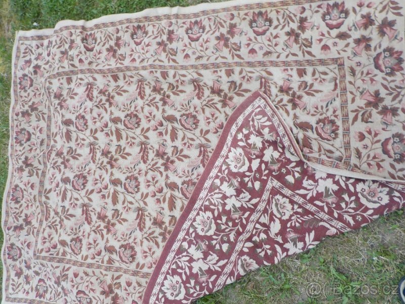 staré ručně vázané koberece a přehozy - 10