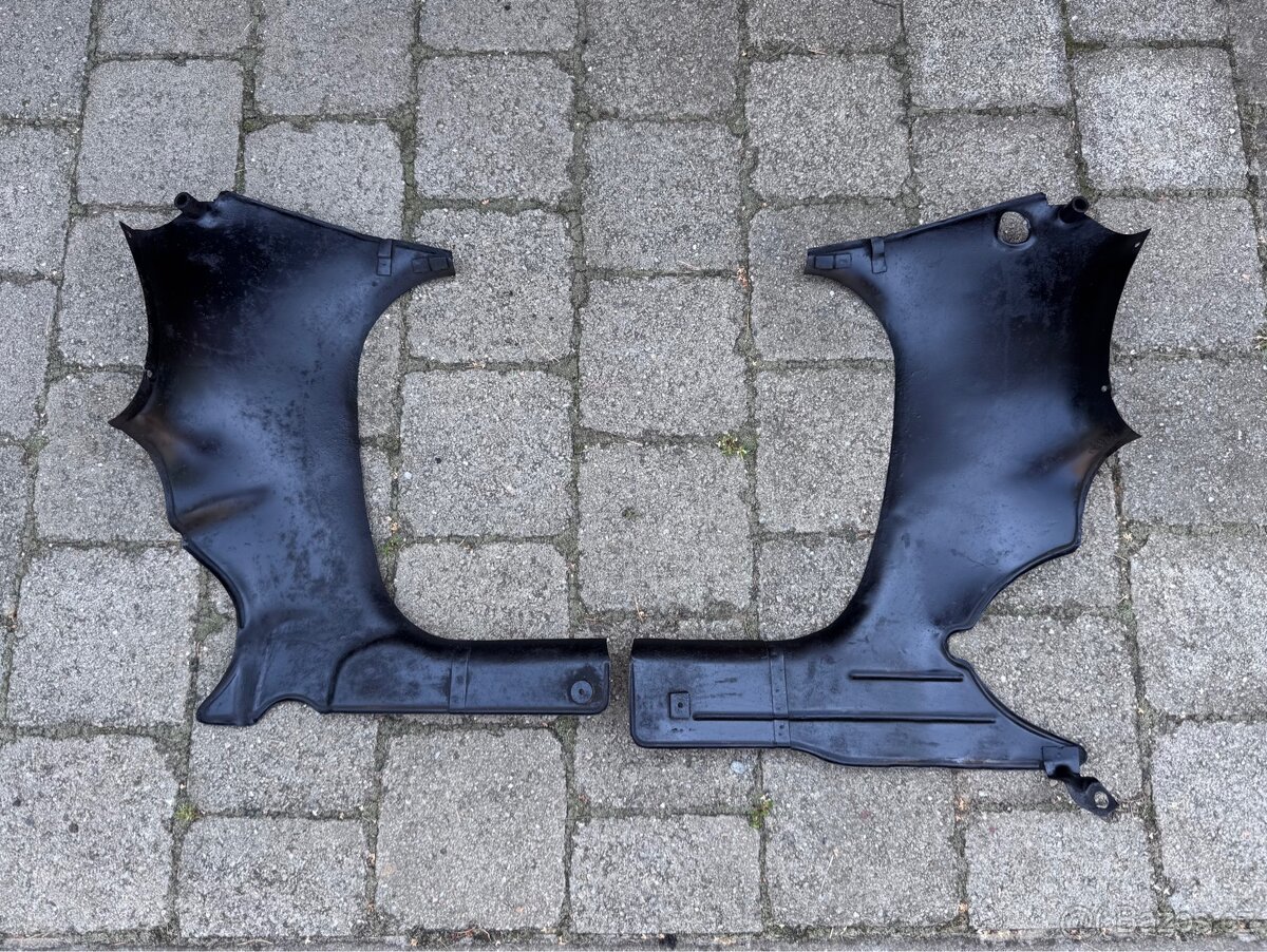ČZ 125 175 250 - podsedlové plechy - 10