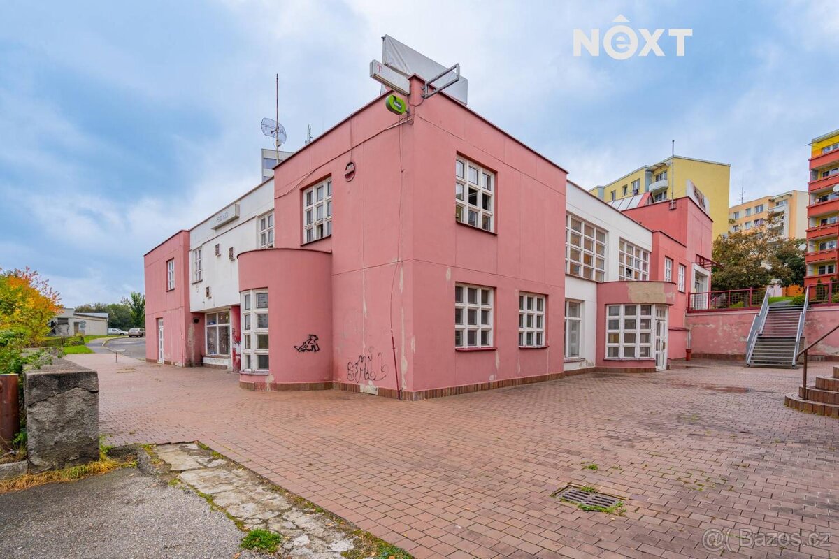 Pronájem komerční Obchodní prostory, 360㎡ - 10