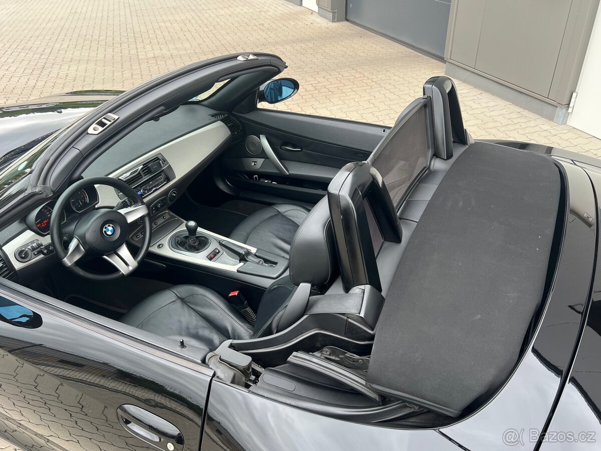 BMW Z4 2.5i - 10