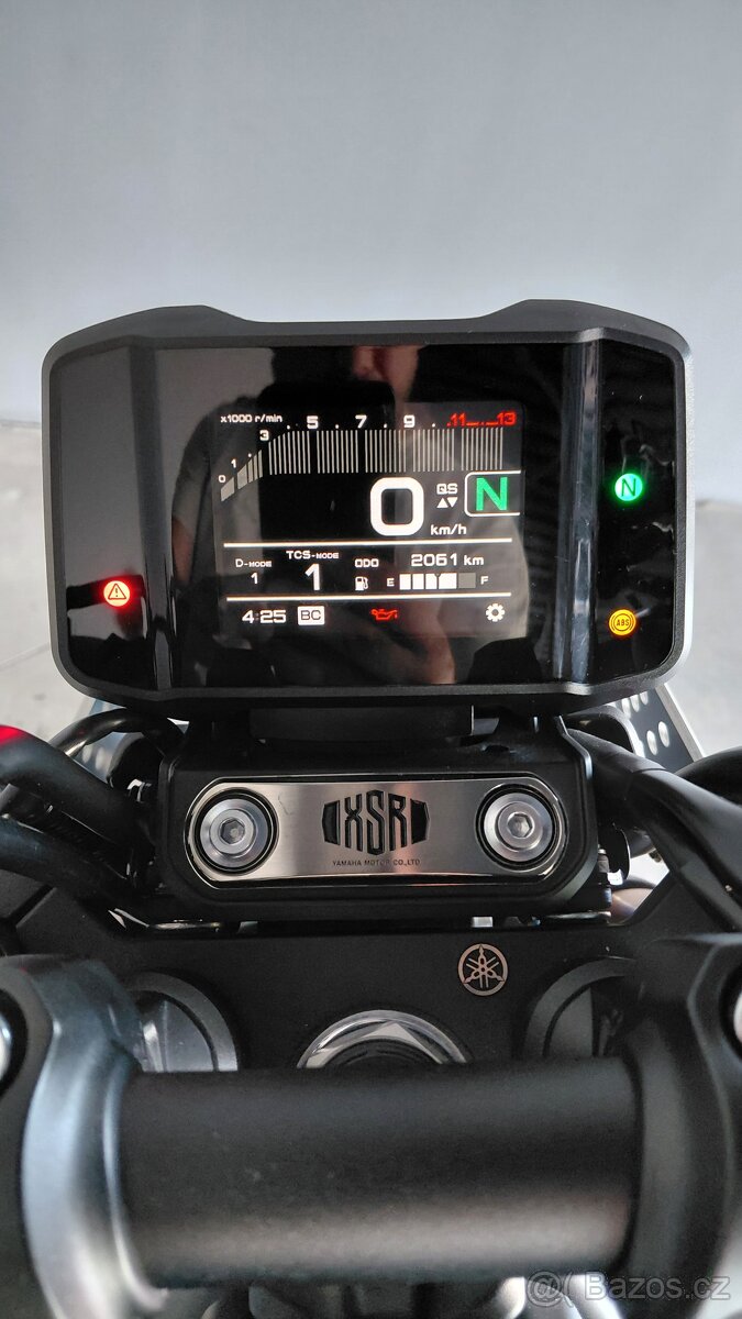 Yamaha XSR 900 - 10