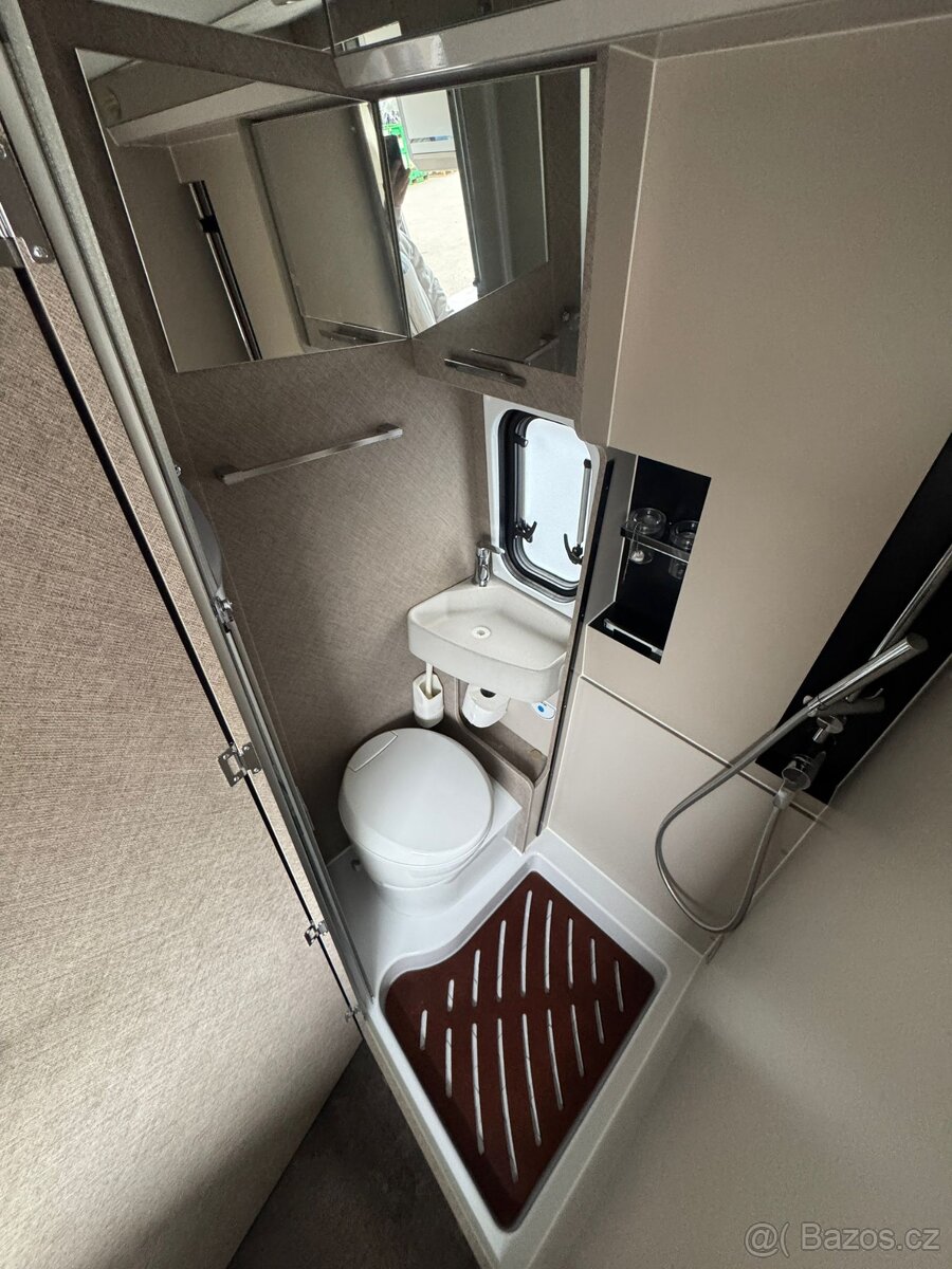 KARMANN MOBIL DAVIS 630, Automat, Klimatizace Top Výbava - 10