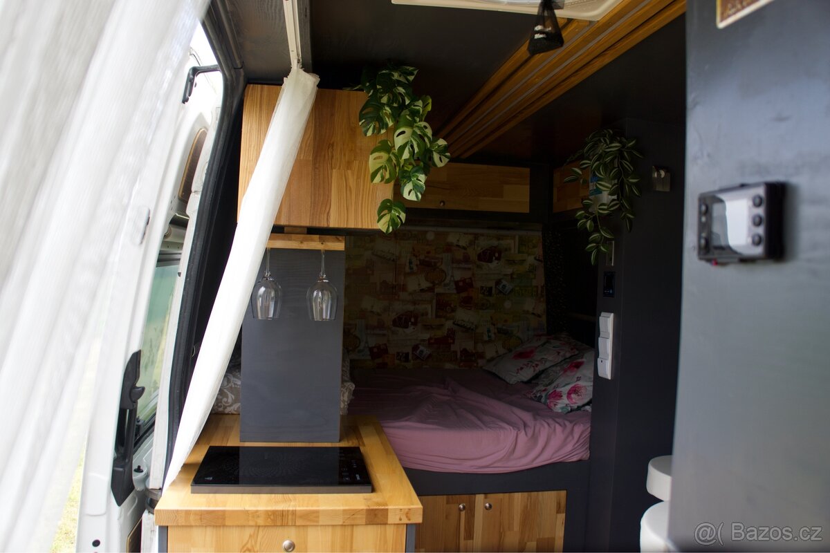 Obytná dodávka - 10