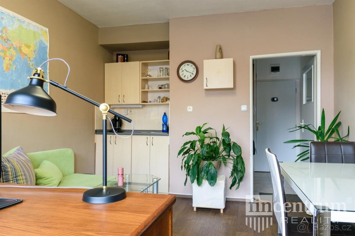 Prodej činžovního domu 1054 m2 Šmilovského, Bruntál - 10