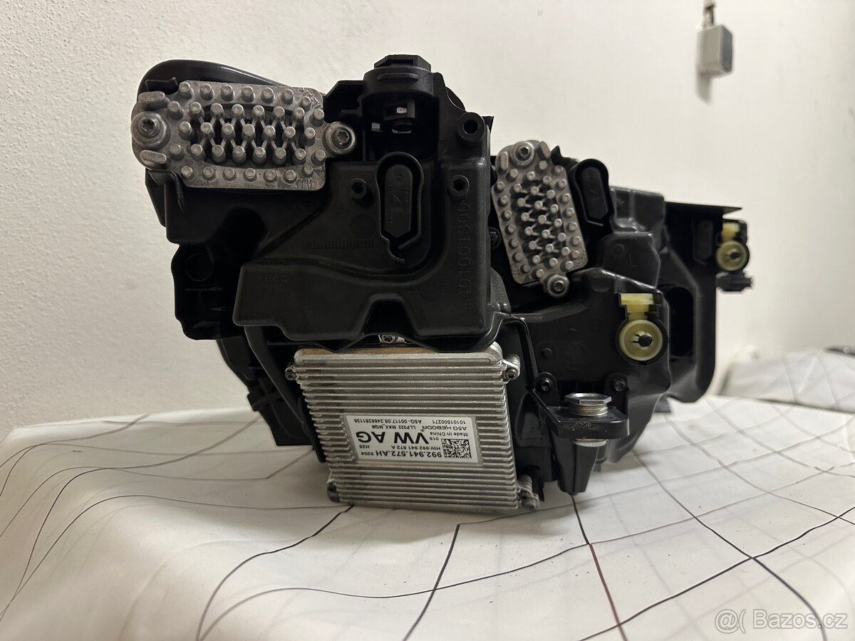 Octavia 4 lift světlo - 10