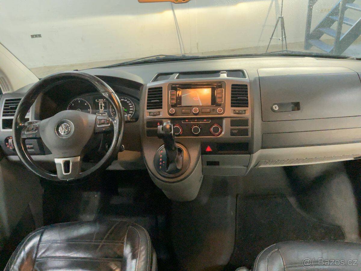 VW T5 Transporter 2.0 TDI 103kW,DSG,6.Míst,Xenon. - 10
