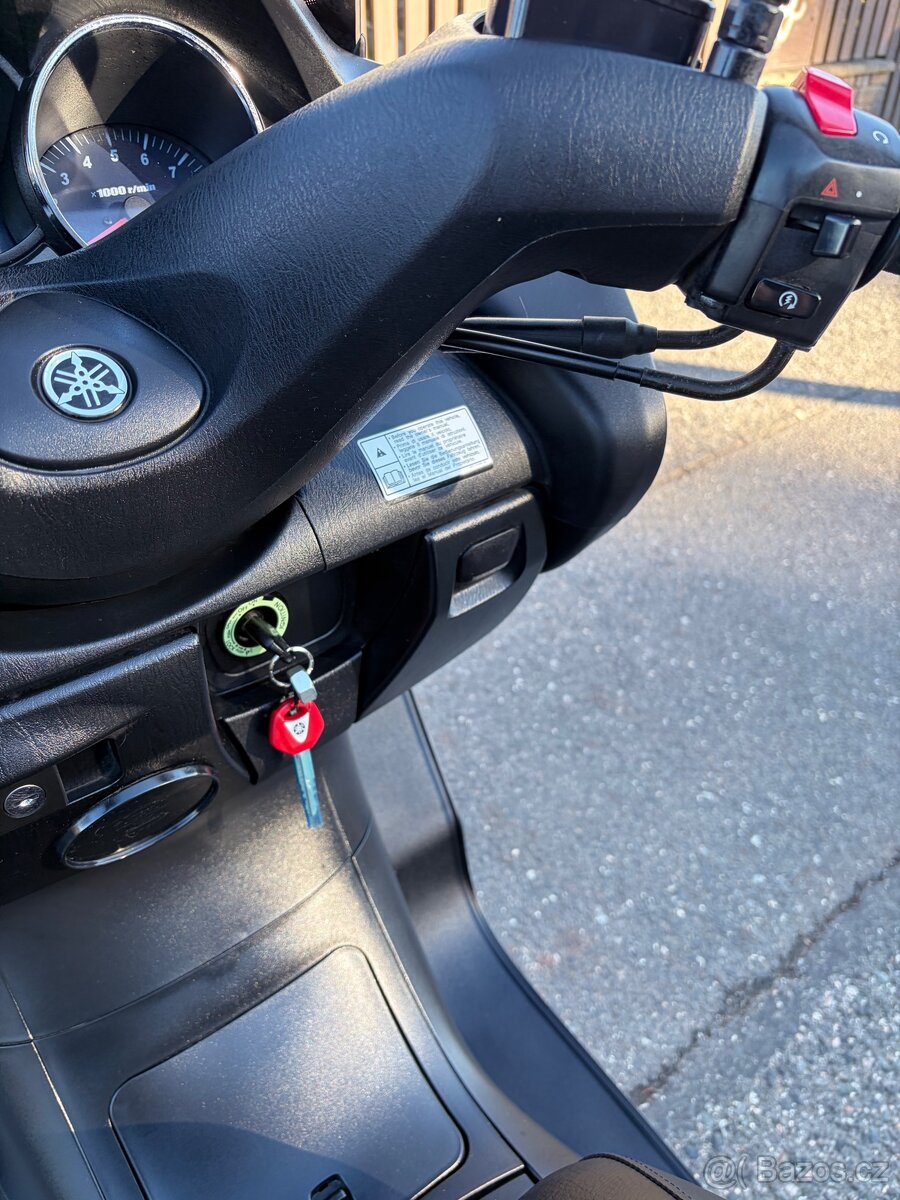 Yamaha Majesty 400 - 10