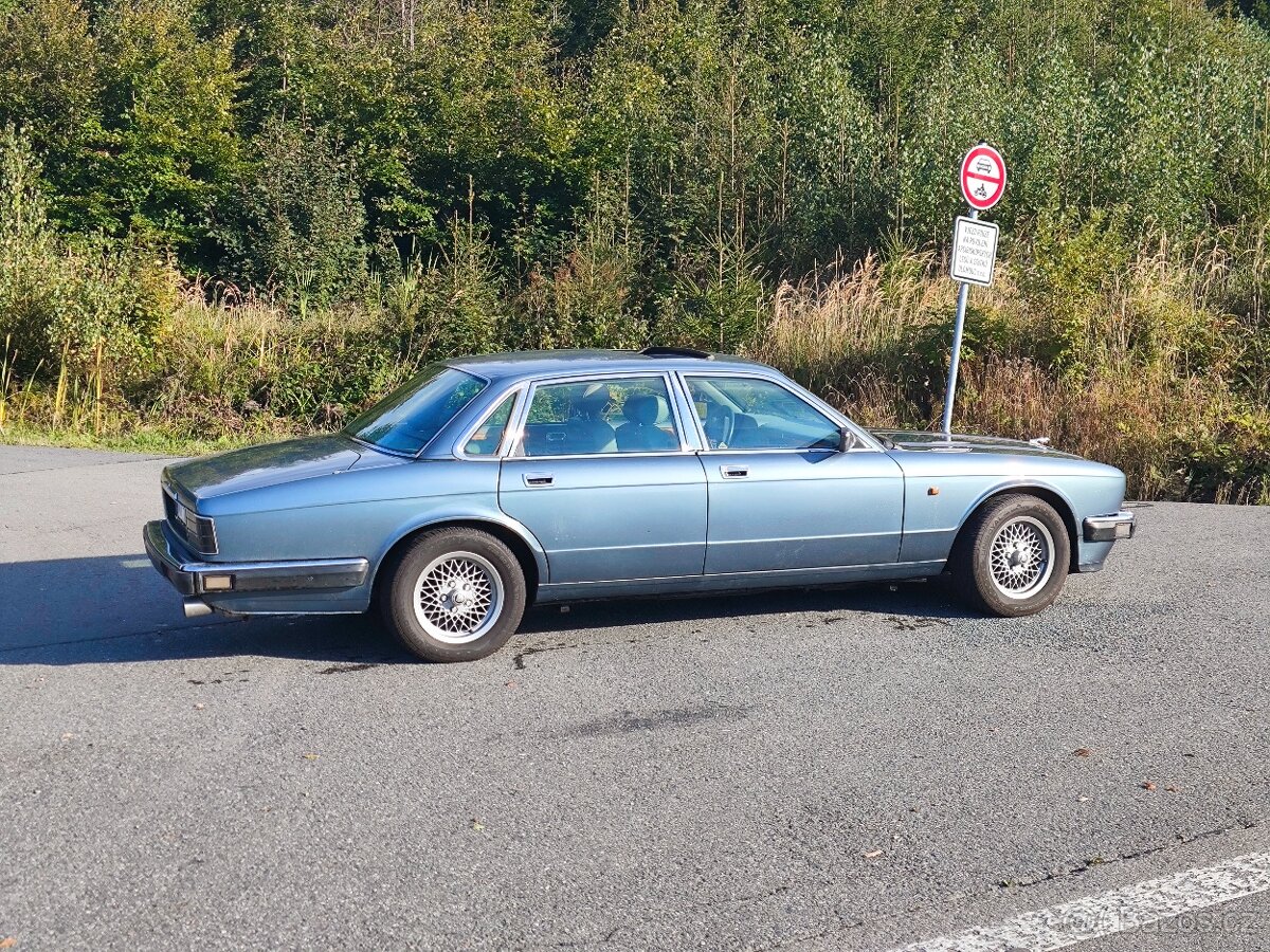 Jaguar XJ40, 1993, 4.0 - 10