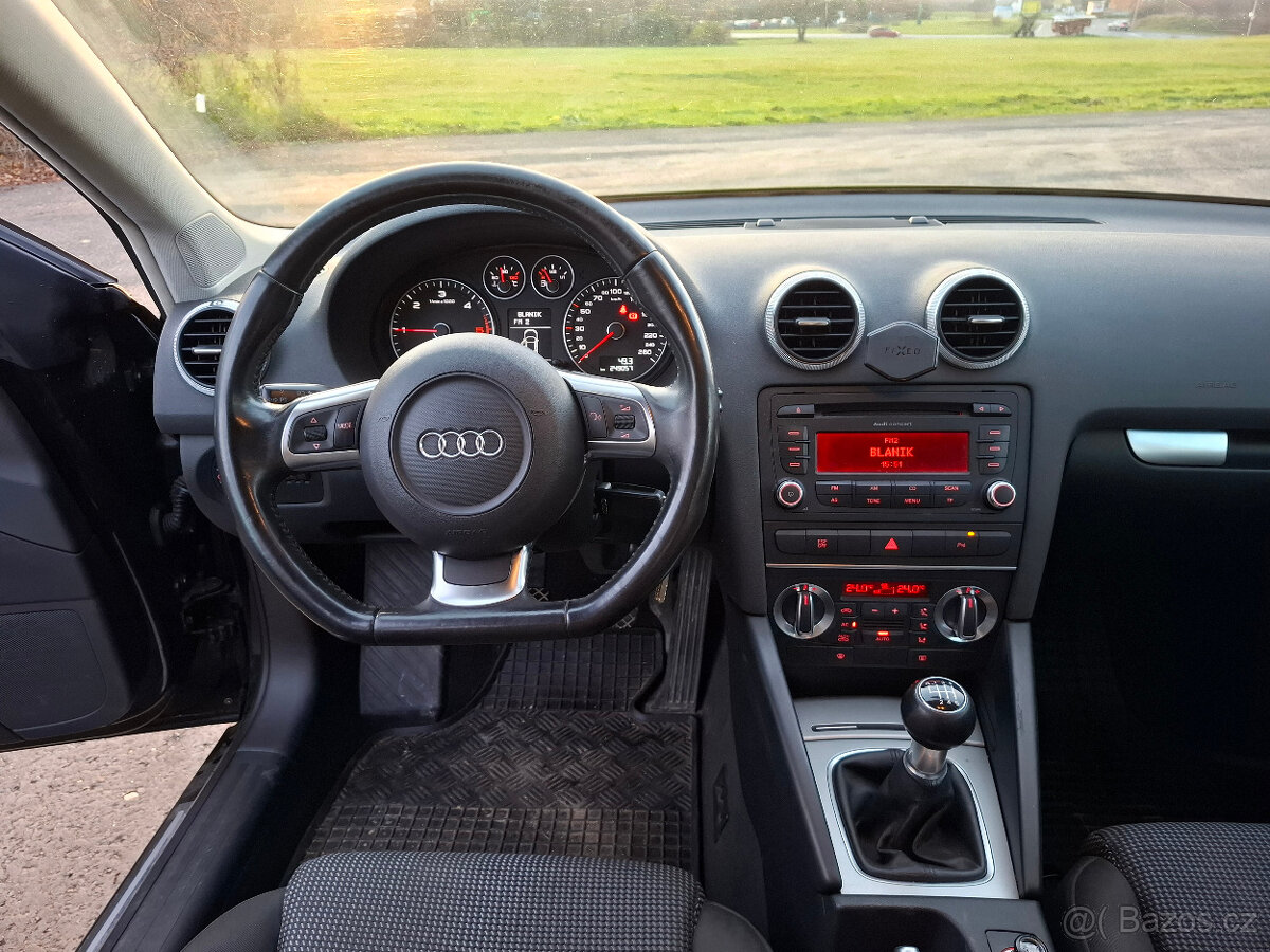 Audi A3 Sportback 2.0TDi 103kW,4x4,aut.klima,senzory - 10