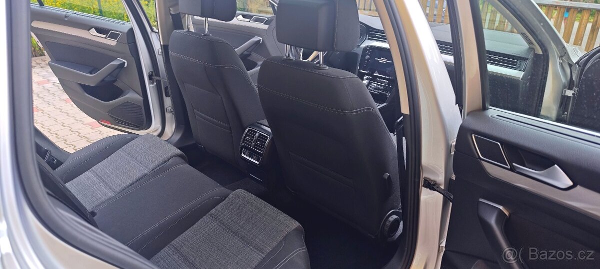 VW Passat 2021 facelift 2.0 TDI DSG panorama tažné +DPH - 10