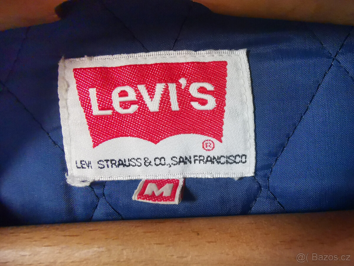 Levi's, bunda velikost M/L - 10
