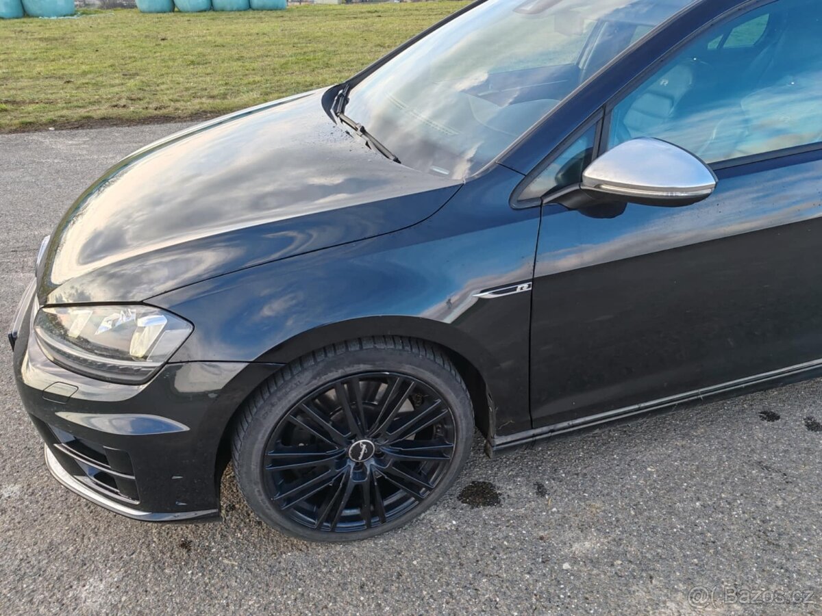 Volkswagen Golf R 2.0 TSI 221 kW – 2014 - 10