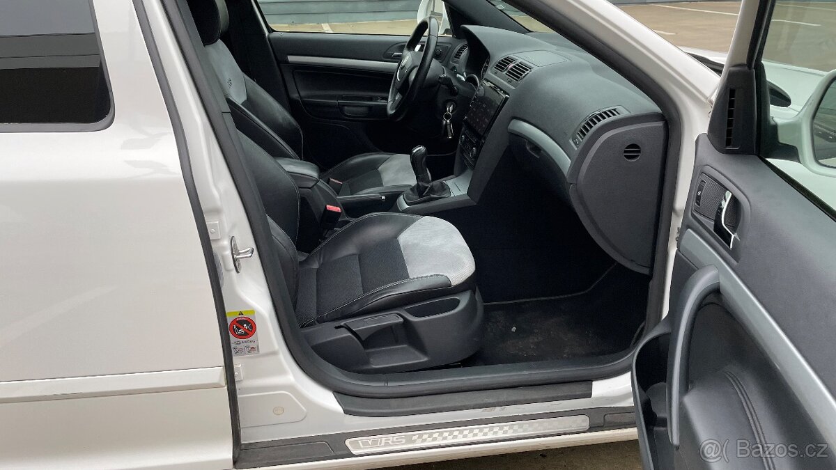 ŠKODA OCTAVIA 2.0TDi RS 125kW WEBASTO - 10