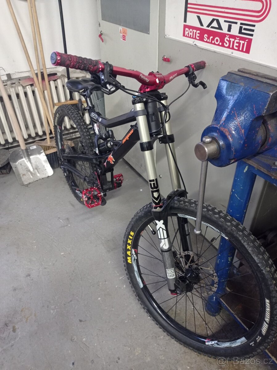 Prodám DOWNHILL kolo MONGOOSE BOOTR ELITE - 10