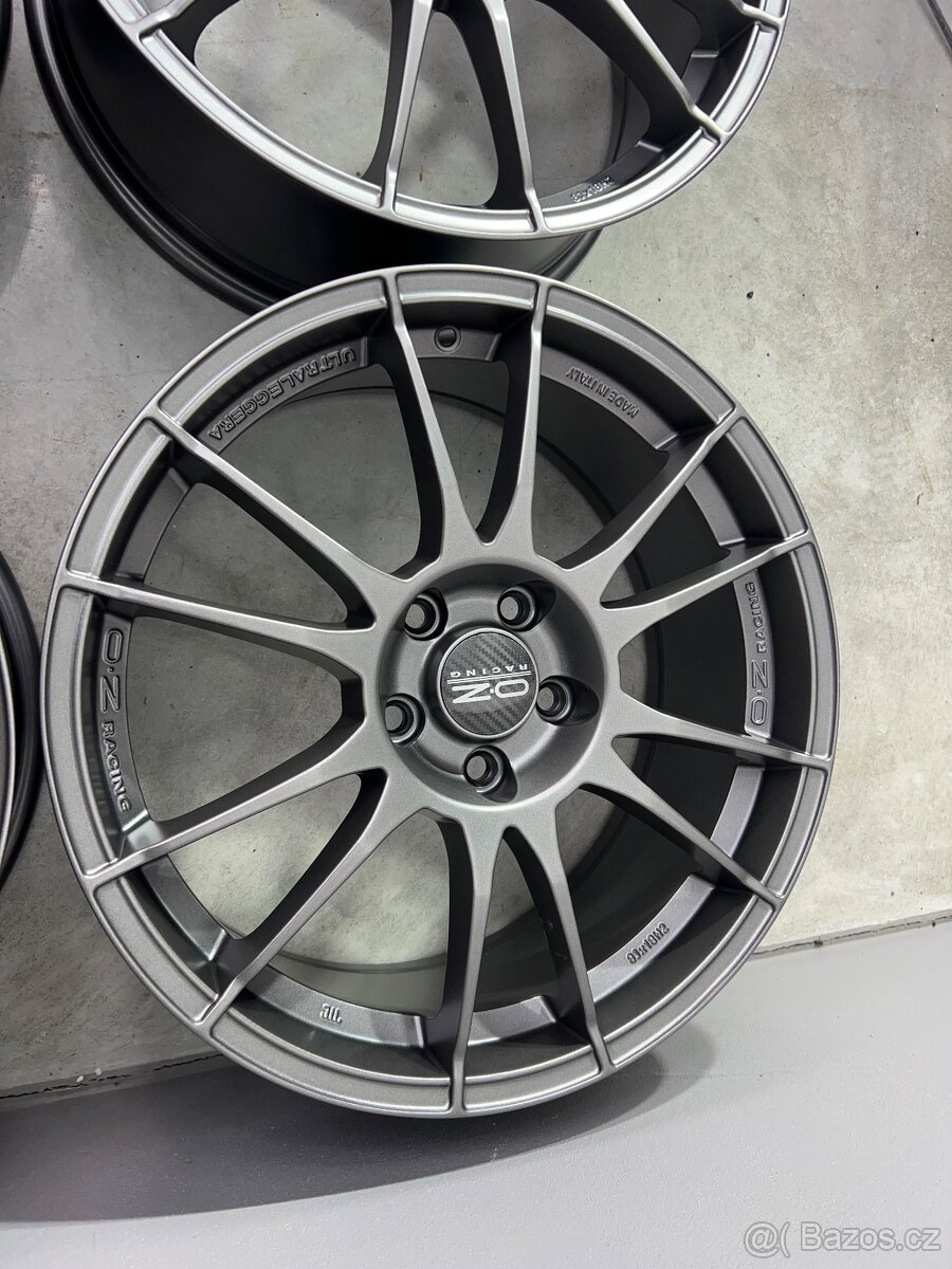 Oz racing ultraleggera r18 TOP - 10